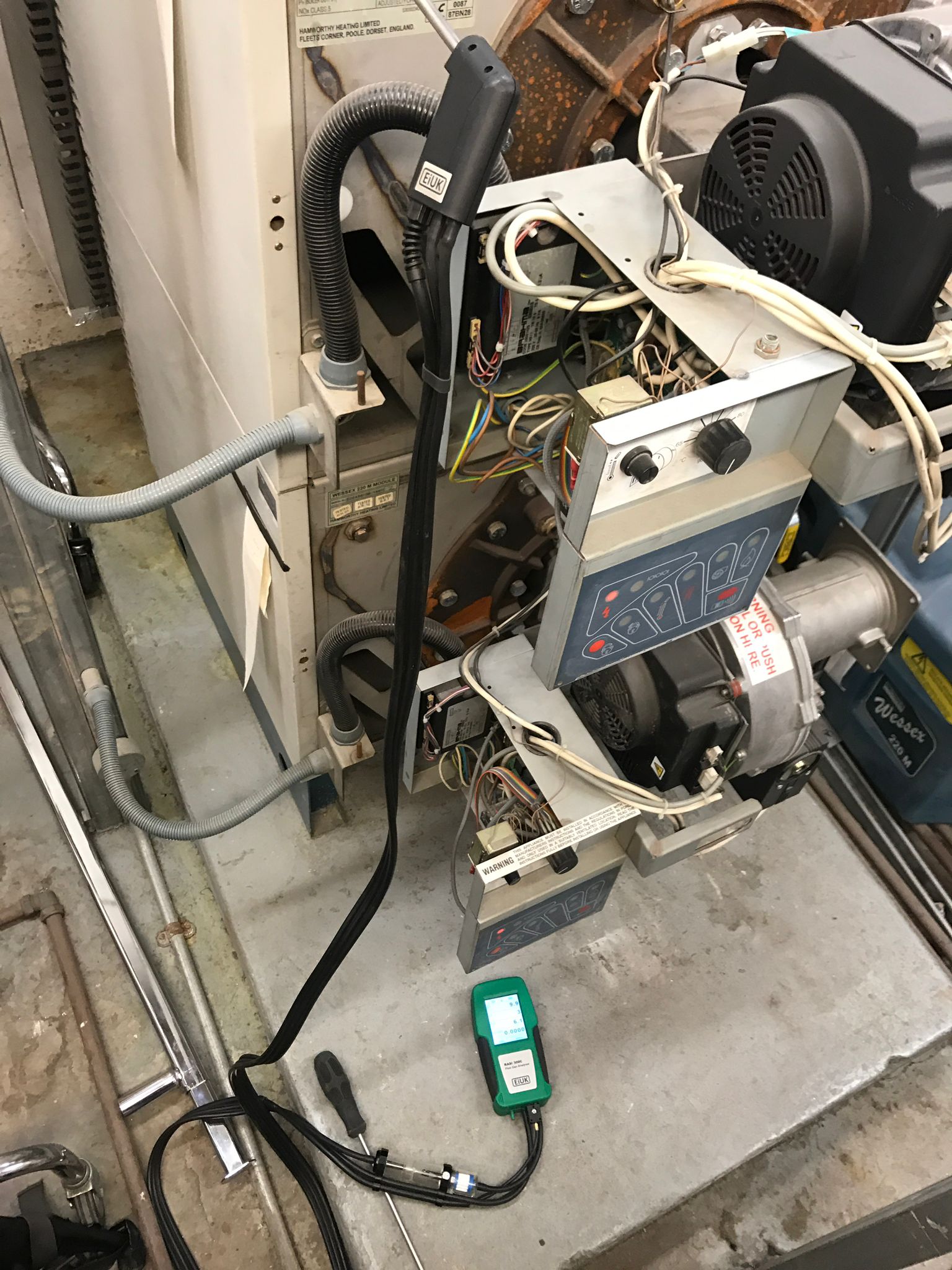 gas safe registered engineer near me Hayes, UB3, UB4